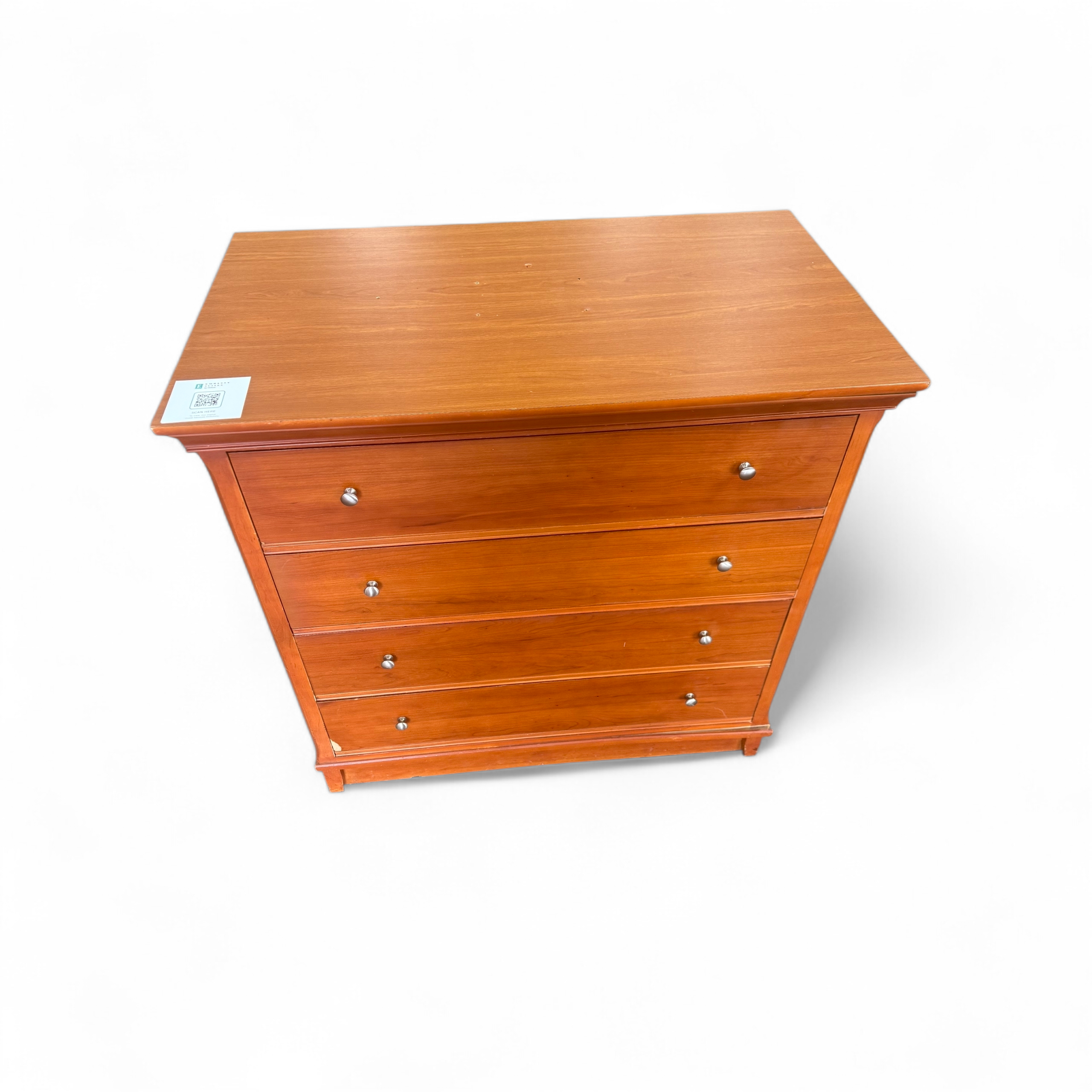 SHL angled view of Thomasville 4-drawer chest suitable for bedroom storage, used and in good condition