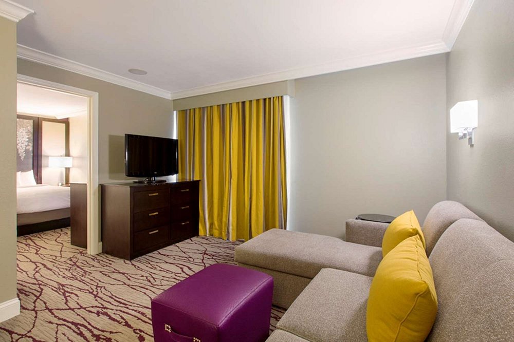 DOUBLETREE - COMING SOON!