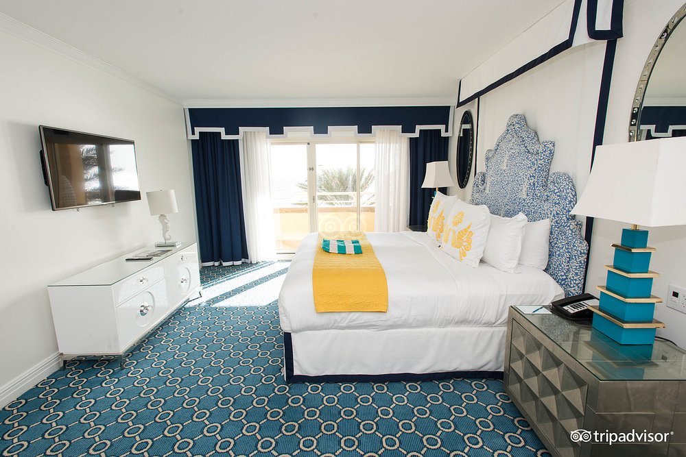 EAU RESORT & SPA