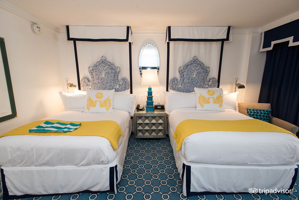 EAU RESORT & SPA
