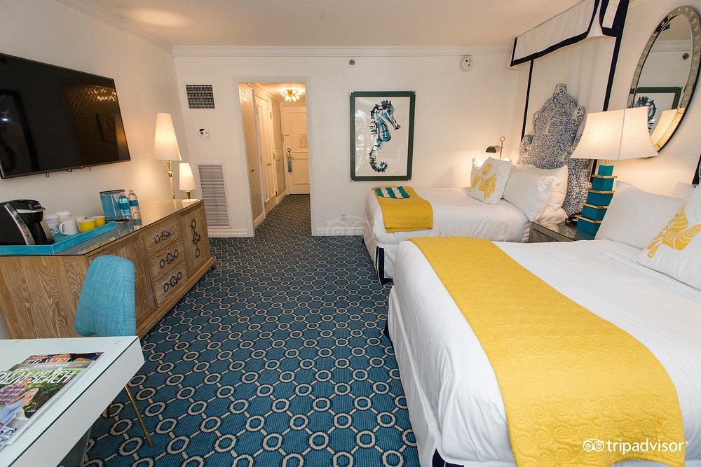 EAU RESORT & SPA