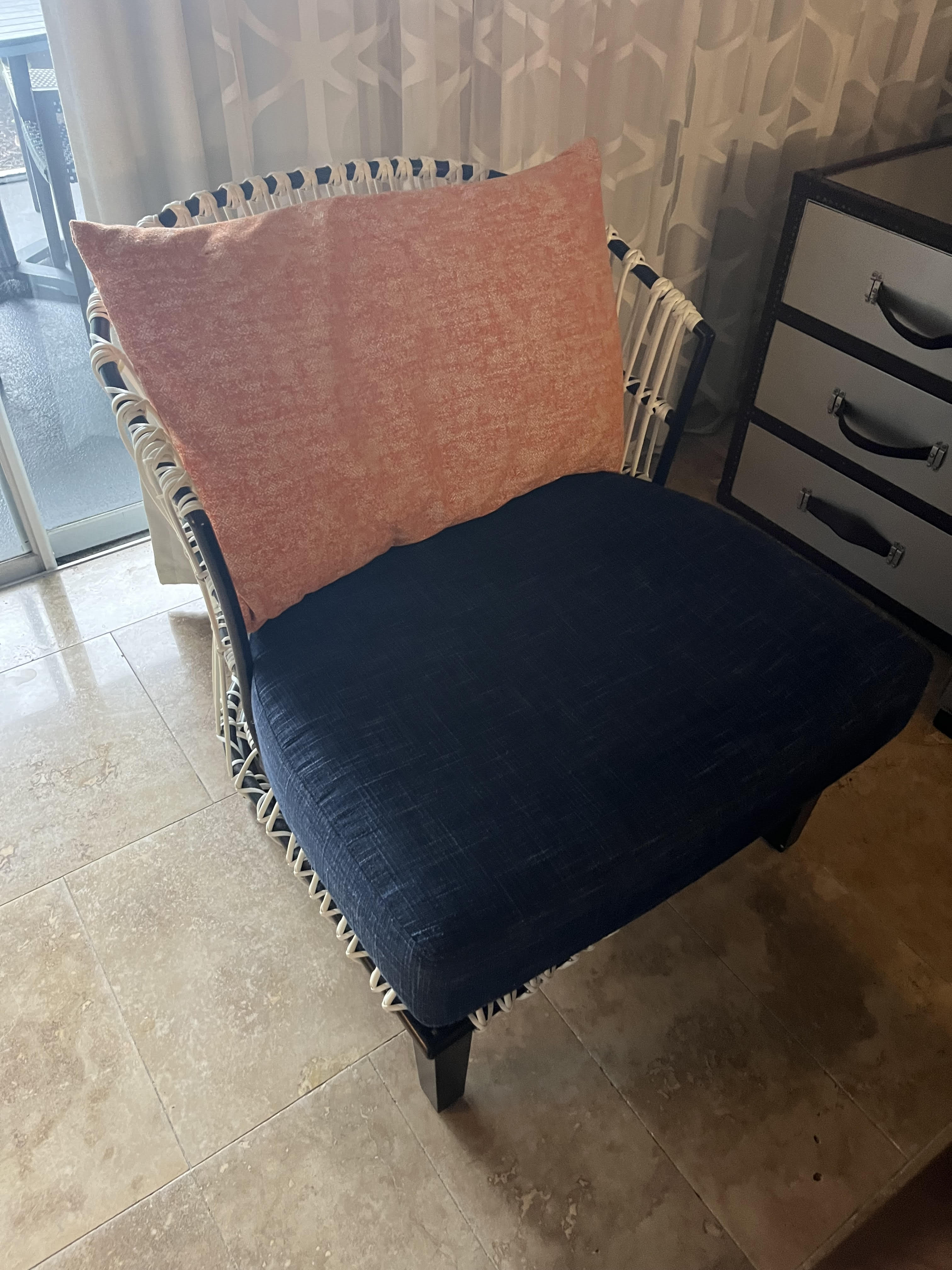Used and in Great Condition Accent Chairs Available at Southern Hospitality Liquidation