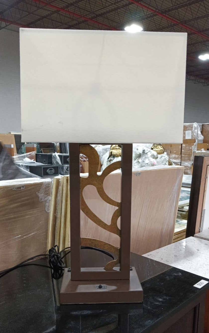 Brown/Bronze Metal Lamp