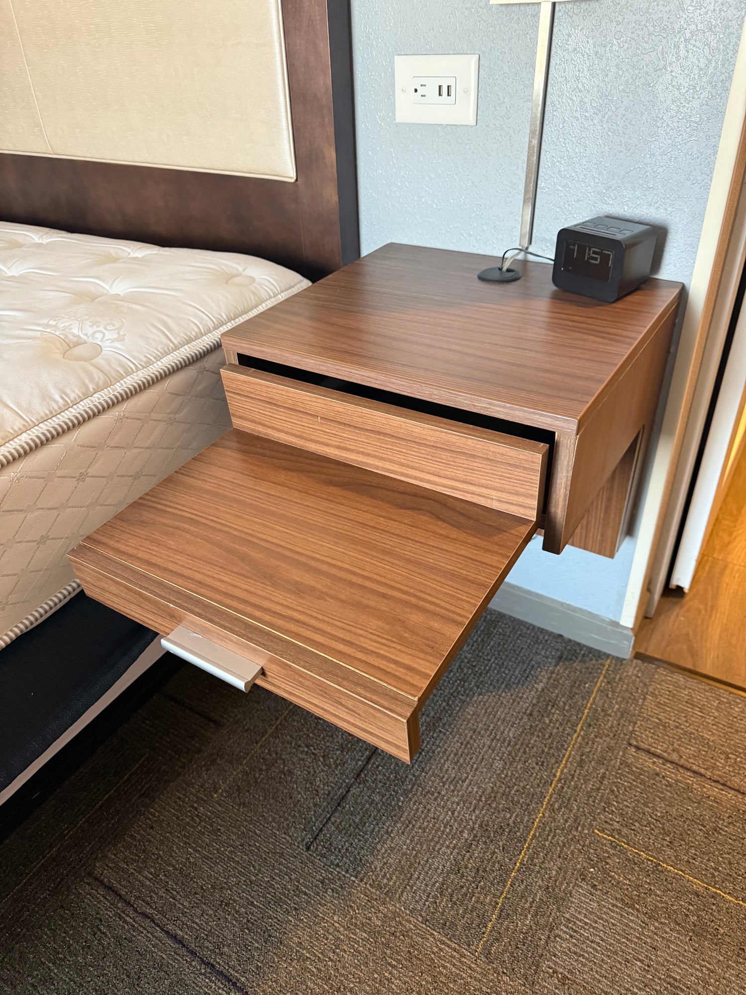 Hampton Inn &amp; Suite - Lavonia, GA.