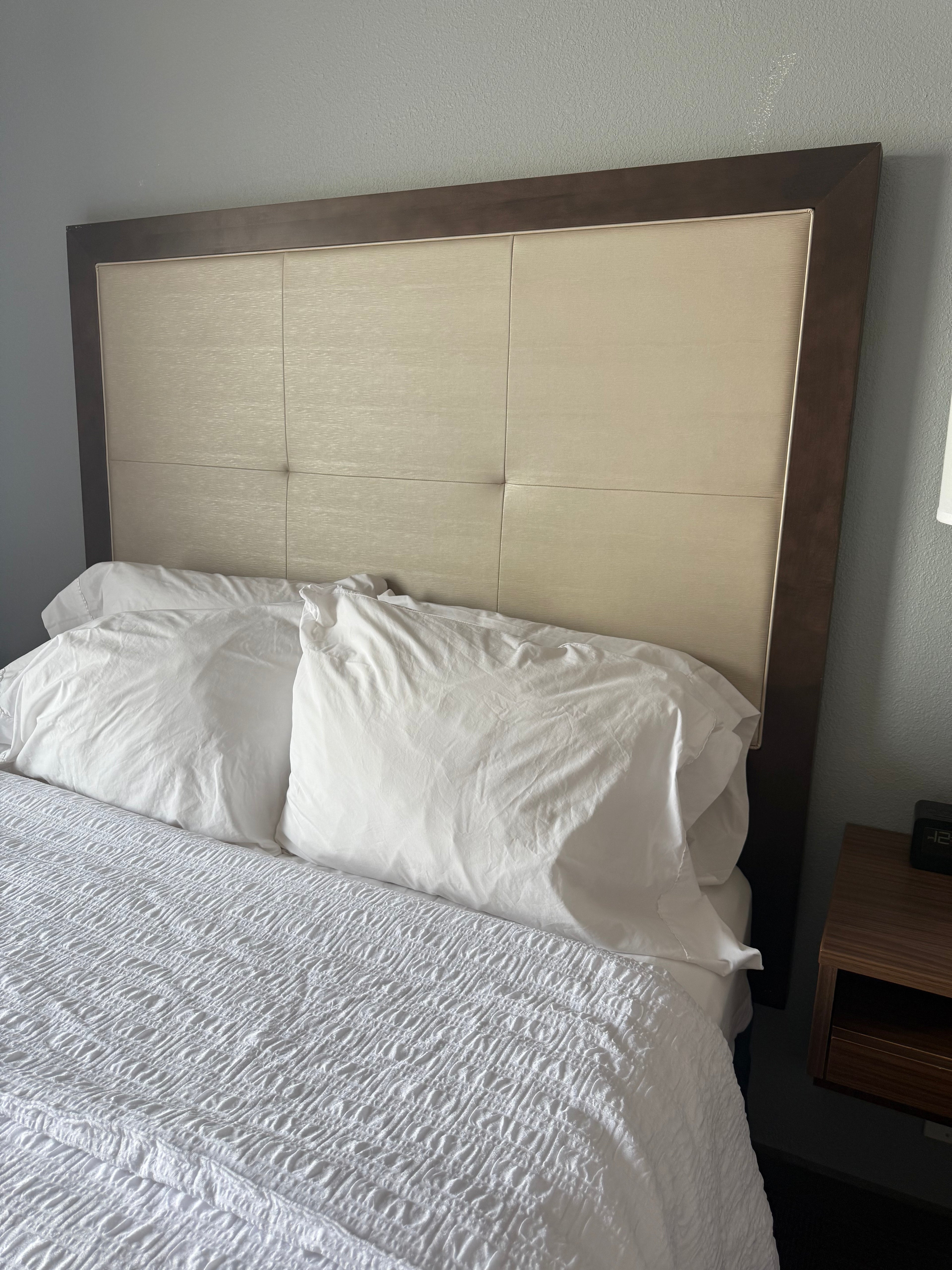 Hampton Inn &amp; Suite - Lavonia, GA.