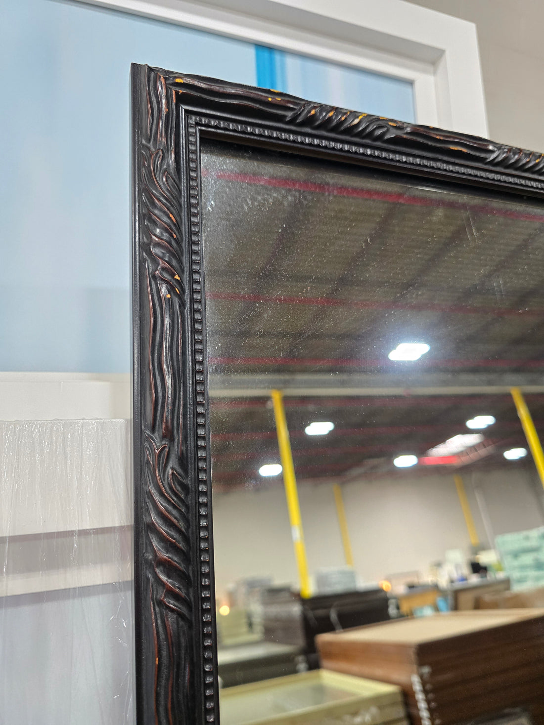 Close up of brown frame detail