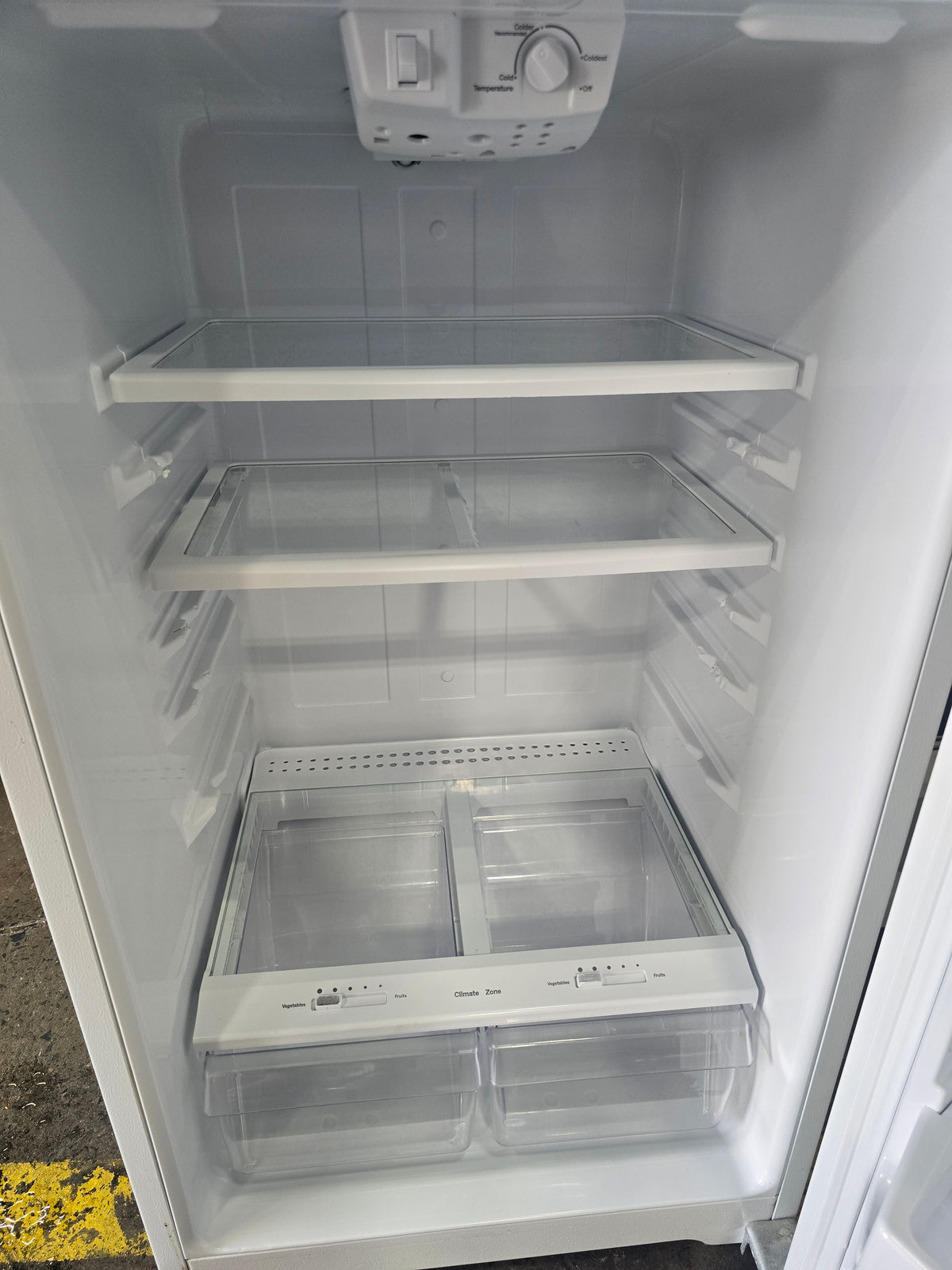 Used GE 17.5 cu ft refrigerator interior and freezer SHL