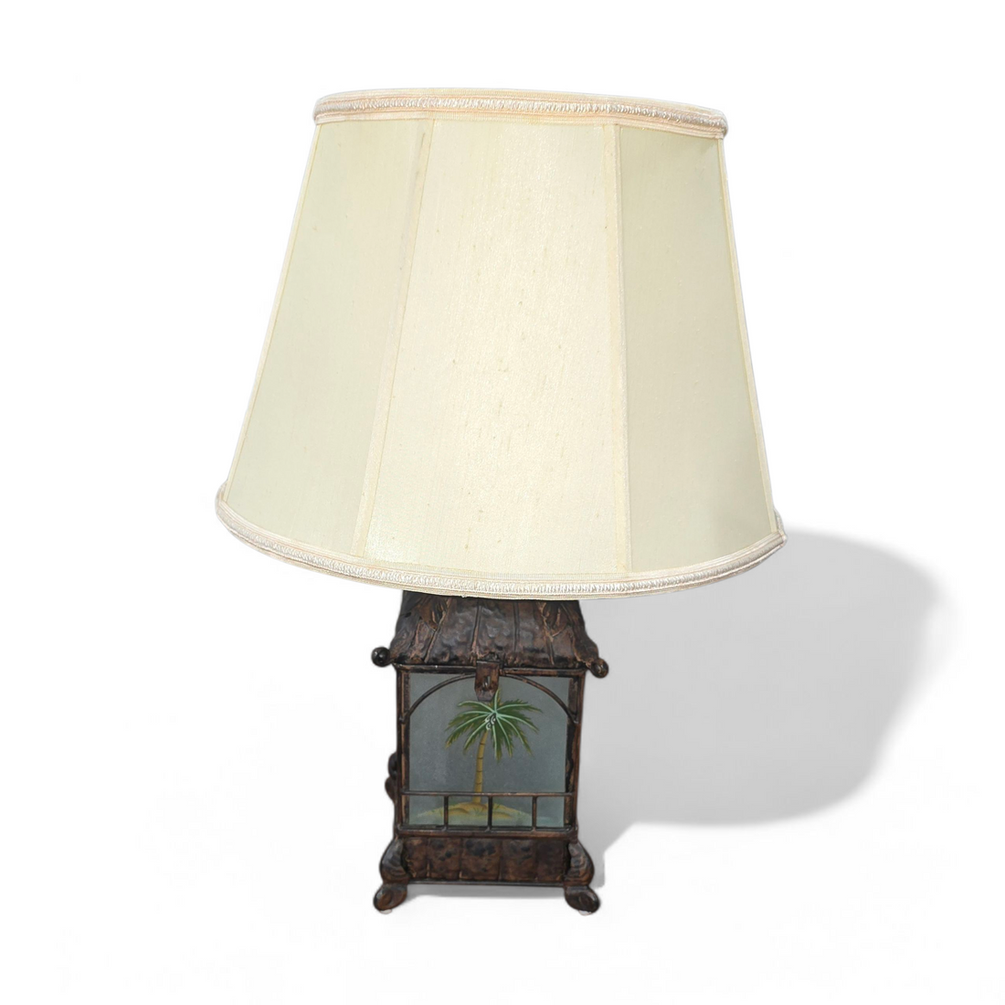 Coastal palm tree lamp used from SHL, in good condition