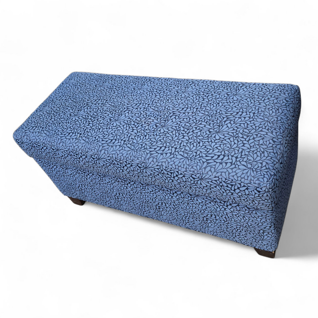 38 x 16 x 19 blue Kellex bench, used hospitality furniture – SHL