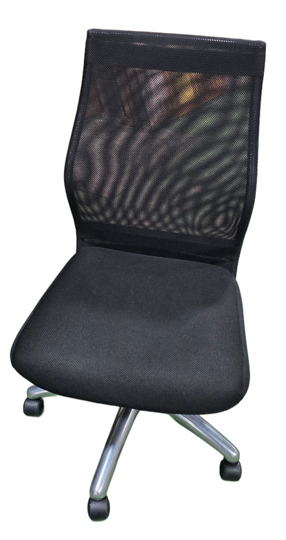 Mesh black desk chair with rolling base, hotel liquidation seating SHL Cartersville GA serving Northwest Georgia.
