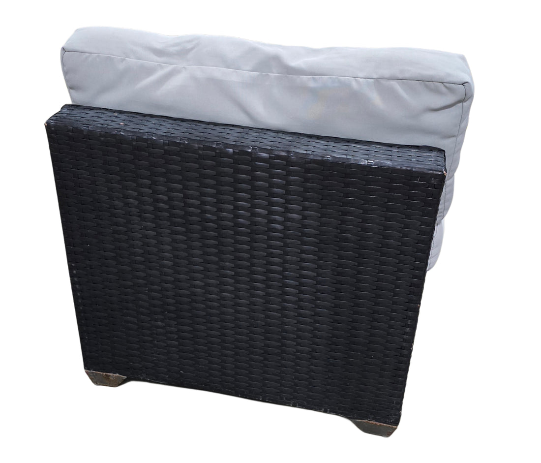 Outdoor Seat