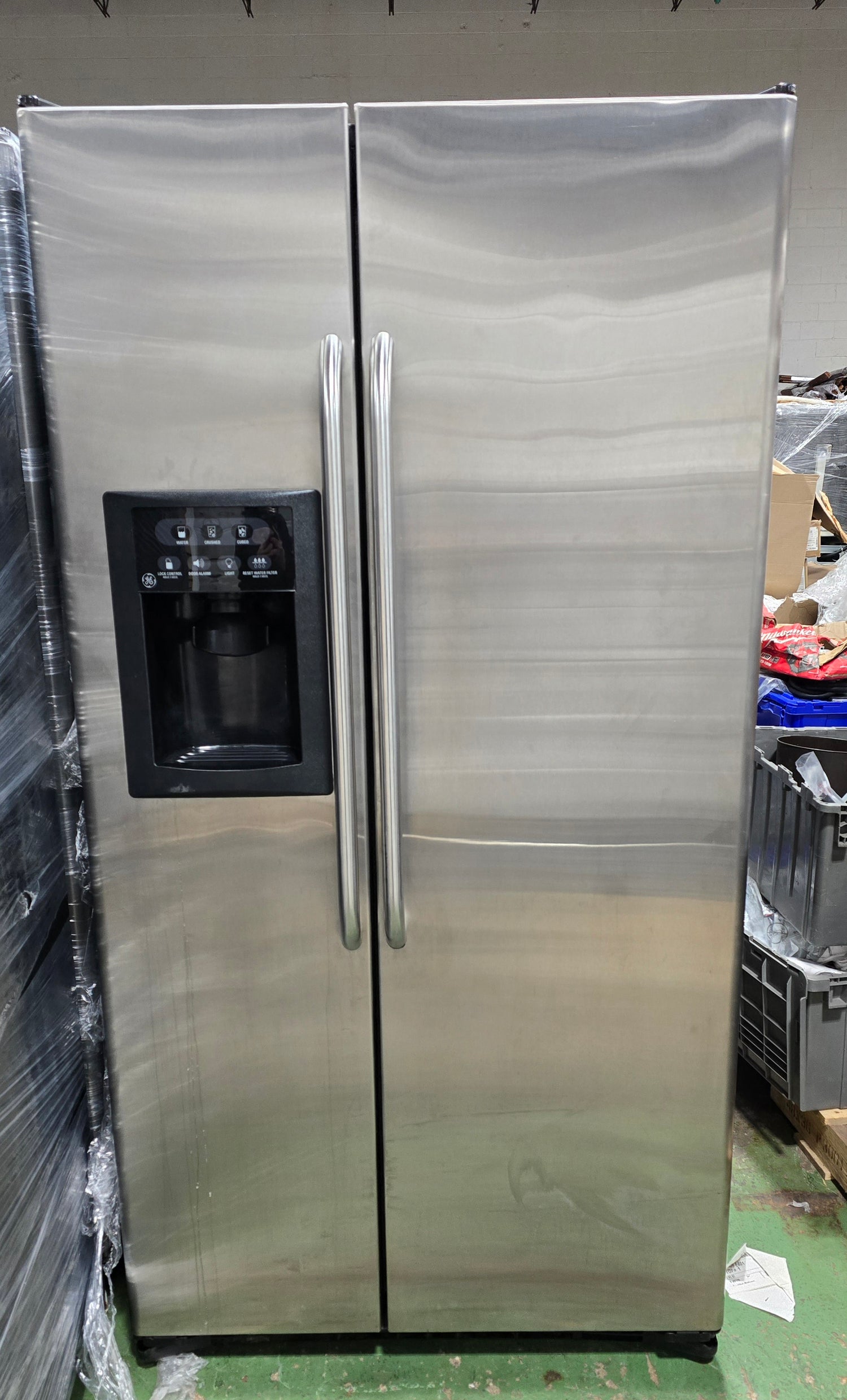 GE Side BY Side Fridge/Freezer