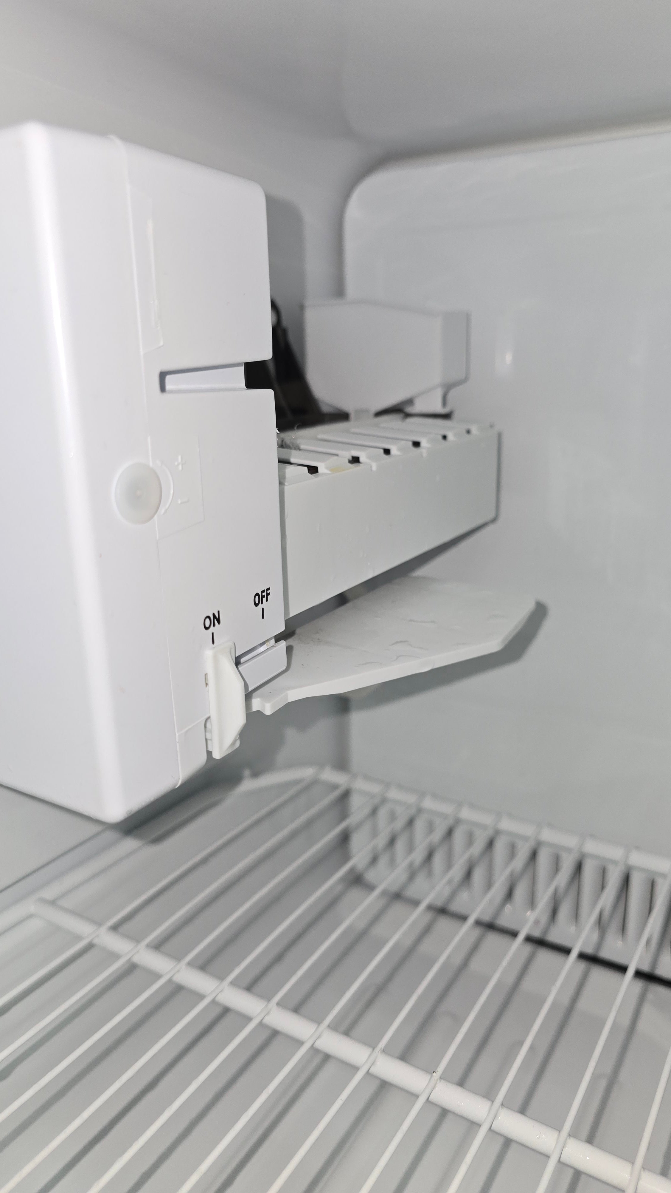 Stainless Front Top Freezer/Fridge