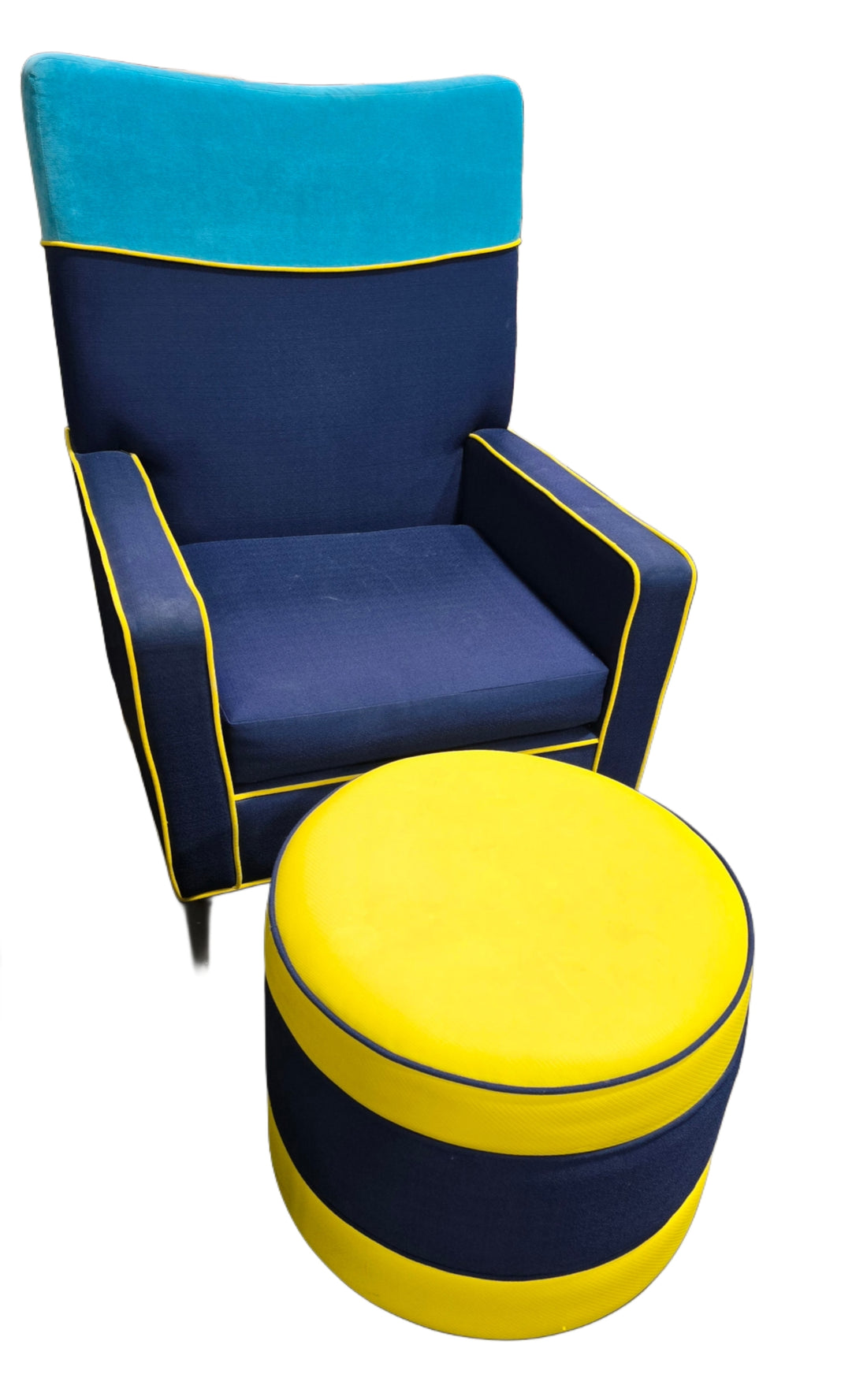 Chair/Ottoman Set