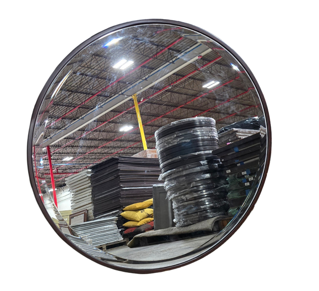 29-inch round wall mirror with beveled edge – used décor from Southern Hospitality Liquidation