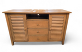SHL 54x20x33 3-drawer dresser with 2 cabinets used and in good condition