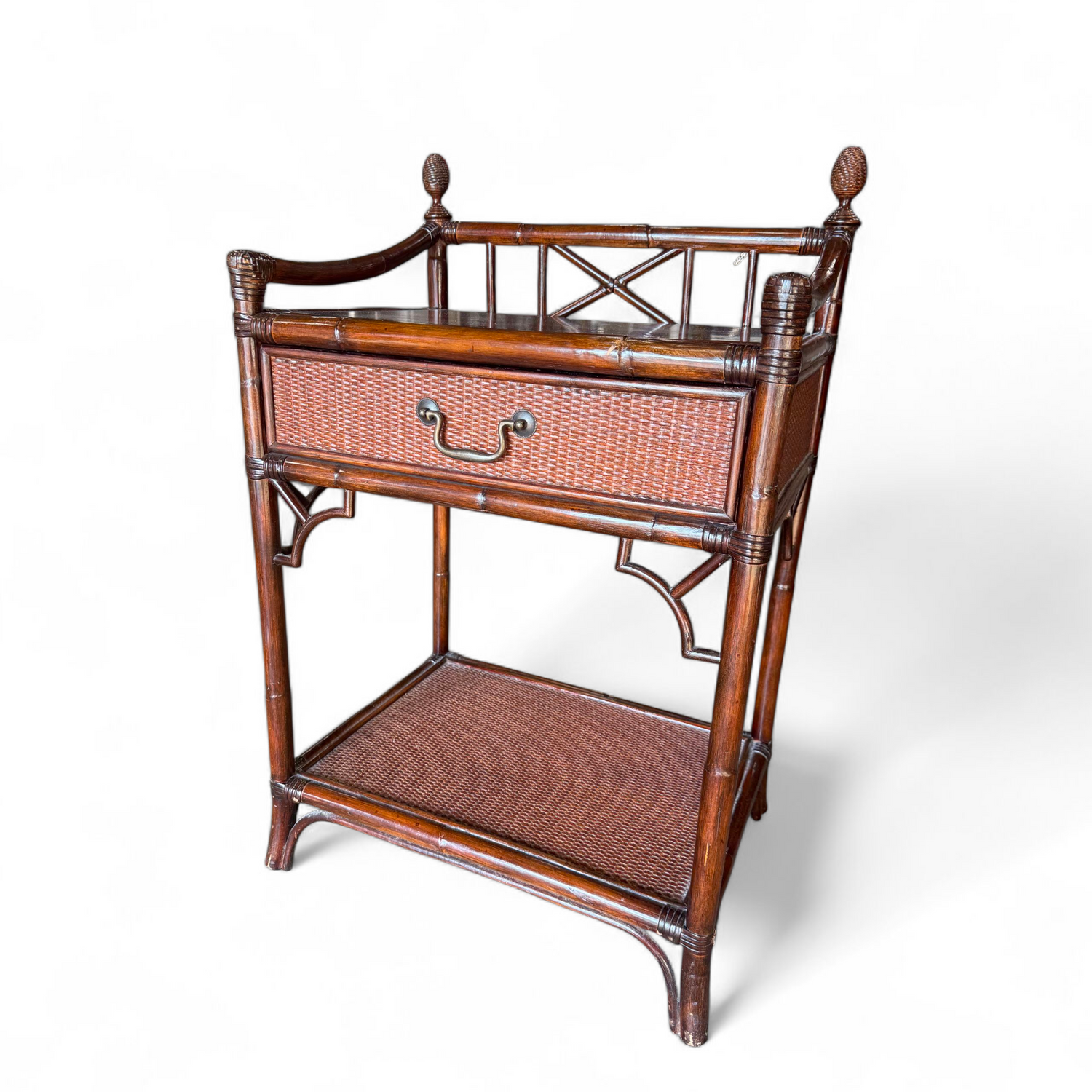 SHL Decca rattan accent table, used and in good condition, upscale resort furniture