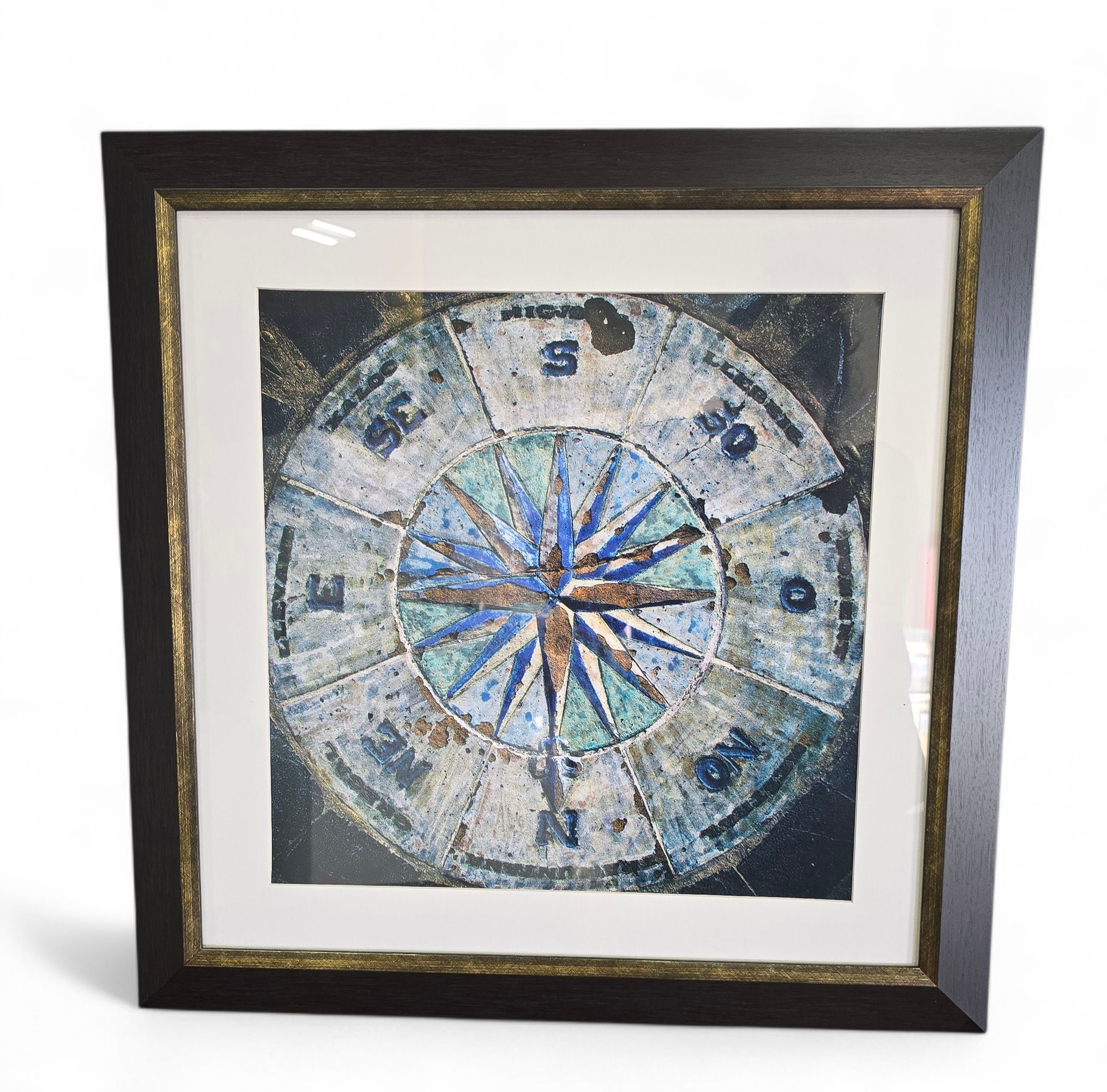 Southern Hospitality Liquidation wind rose framed art – used and in good condition