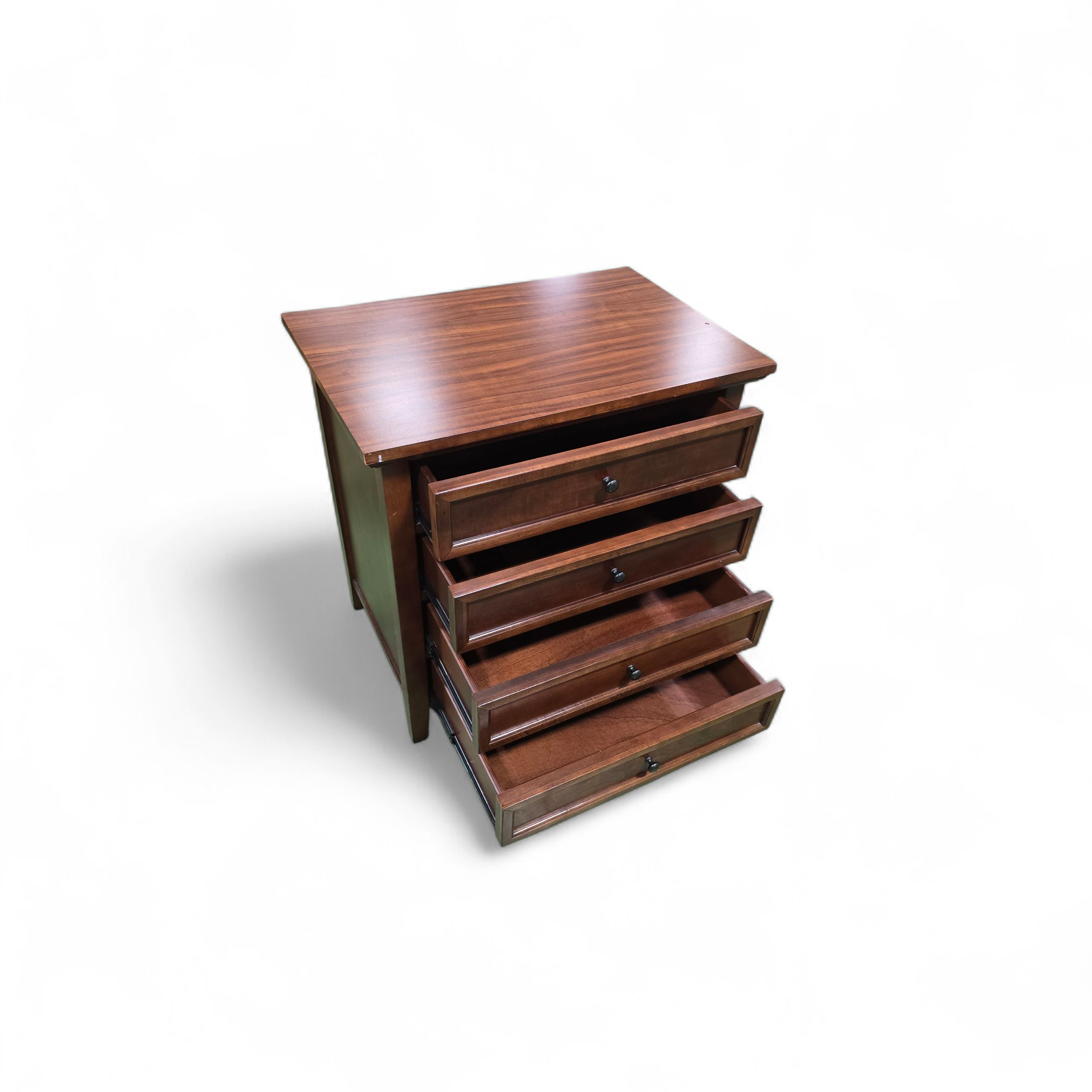 Southern Hospitality Liquidation Dillon nightstand – quality used resort furniture