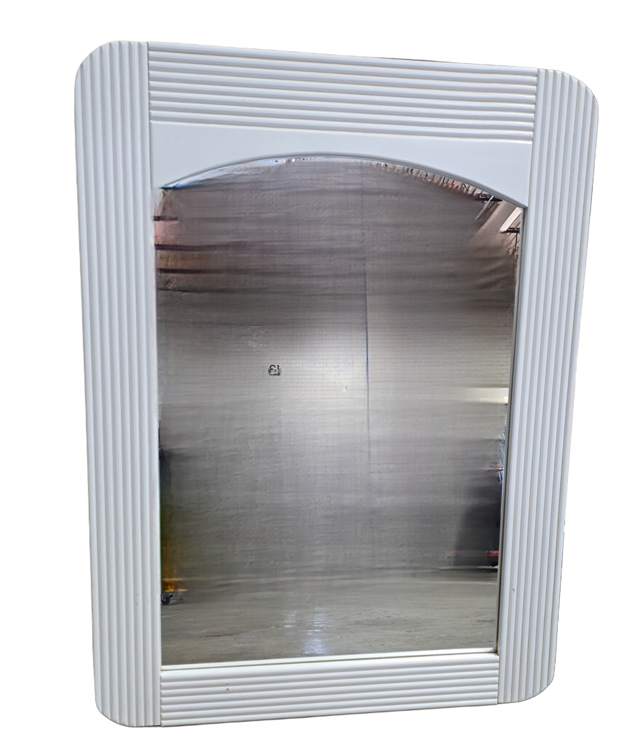 Used 31.5x42 white mirror in coastal farmhouse style – Southern Hospitality Liquidation