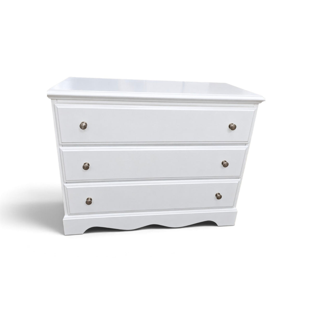 Used white 3-drawer slim chest of drawers with silver knobs, SHL